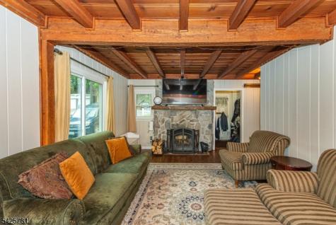 372 E Shore Trail Sparta NJ 07871