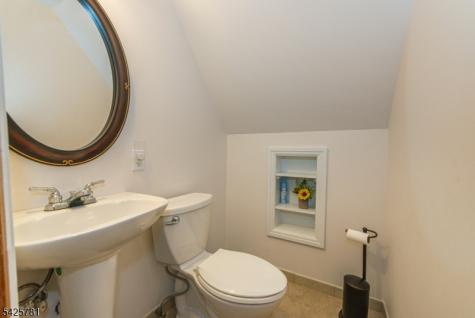 372 E Shore Trail Sparta NJ 07871