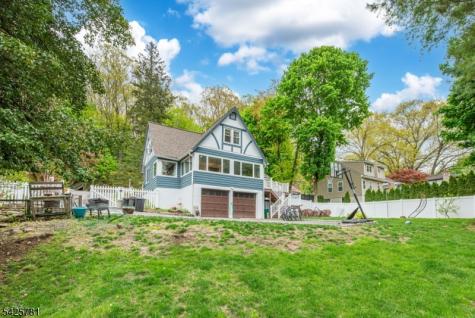 372 E Shore Trail Sparta NJ 07871