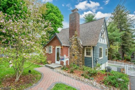 372 E Shore Trail Sparta NJ 07871