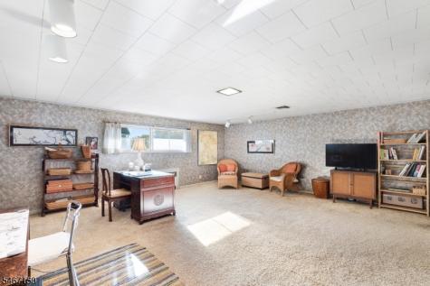 11 Hamilton Drive East North Caldwell NJ 07006