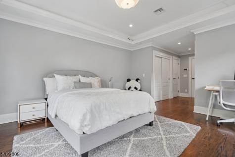 290 Long Hill Drive Millburn NJ 07078