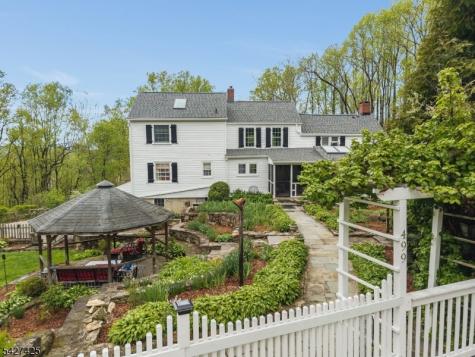 499 Shire Road Holland NJ 08848