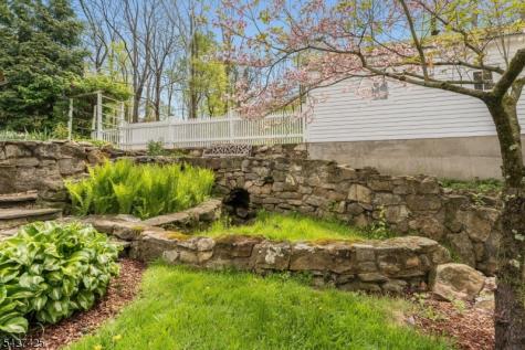 499 Shire Road Holland NJ 08848