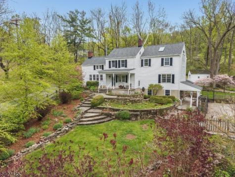 499 Shire Road Holland NJ 08848