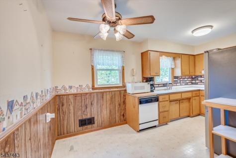 29 Hopkinson Avenue Piscataway NJ 08854