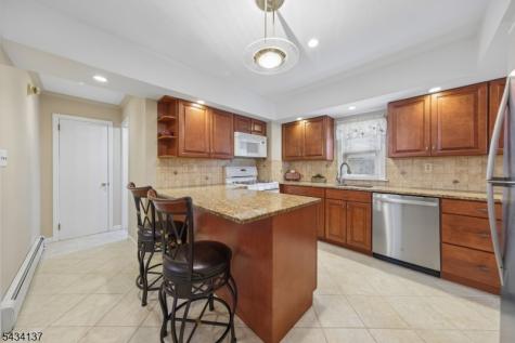 562 Valley Road Clifton NJ 07013