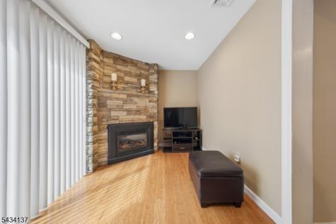 562 Valley Road Clifton NJ 07013