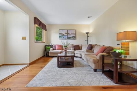 562 Valley Road Clifton NJ 07013