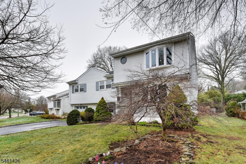 108 Golf Road Bloomfield NJ 07003