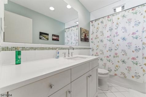 11 Pilgrim Way Wayne NJ 07470