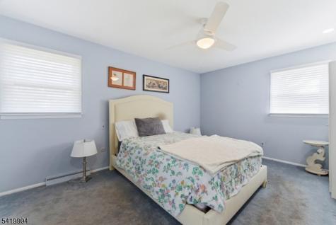 11 Pilgrim Way Wayne NJ 07470