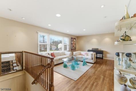11 Pilgrim Way Wayne NJ 07470