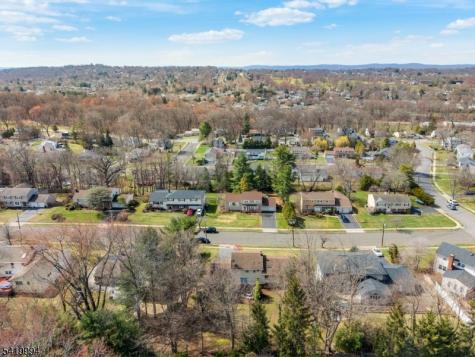11 Pilgrim Way Wayne NJ 07470