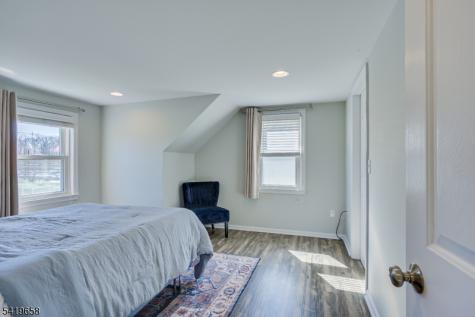 41 Lake Avenue Metuchen NJ 08840