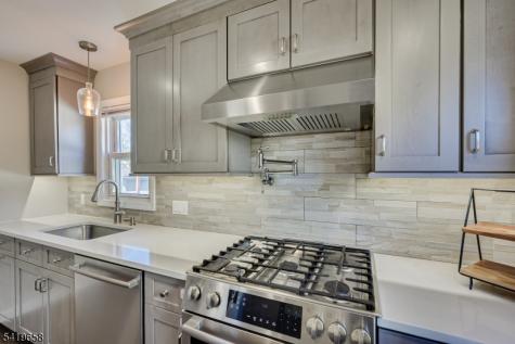 41 Lake Avenue Metuchen NJ 08840