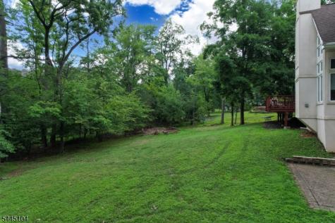 203 Rock Road W Green Brook NJ 08812
