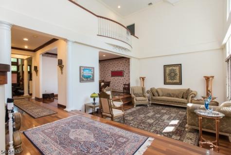 203 Rock Road W Green Brook NJ 08812