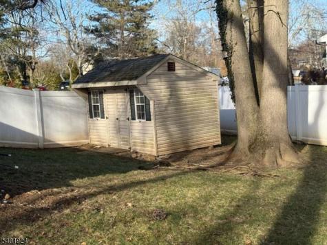31 Green Drive East Hanover NJ 07936