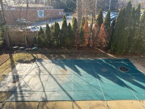 31 Green Drive East Hanover NJ 07936