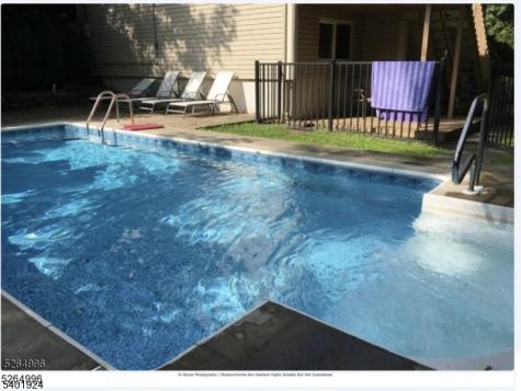 31 Green Drive East Hanover NJ 07936