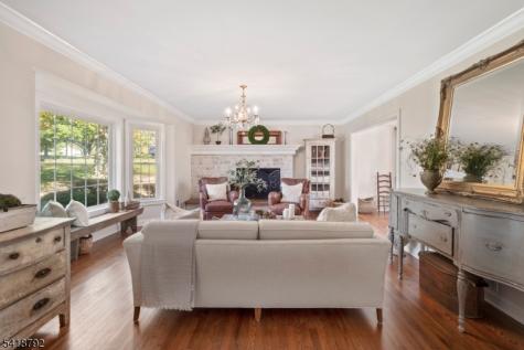 423 Windmill Way Branchburg NJ 08876