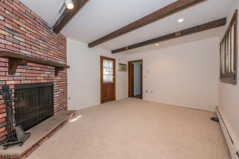 60 Sutton Avenue Totowa NJ 07512