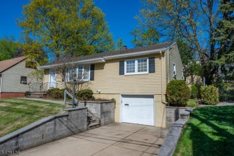 60 Sutton Avenue Totowa NJ 07512