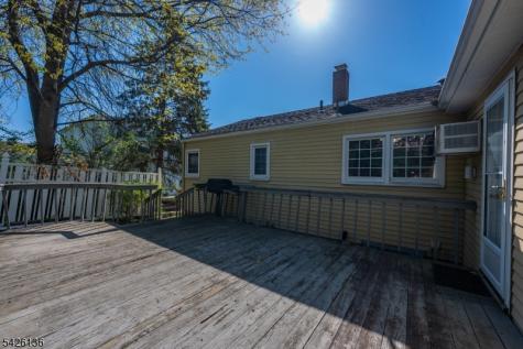 60 Sutton Avenue Totowa NJ 07512