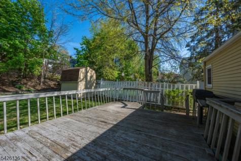 60 Sutton Avenue Totowa NJ 07512