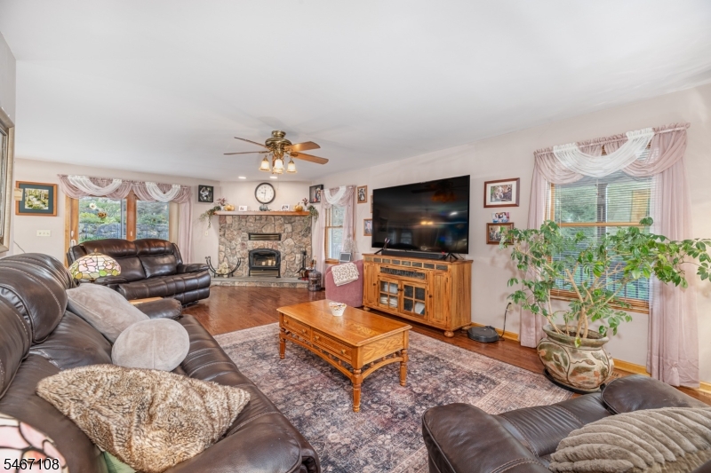 48 Sand Pond Road Hardyston NJ 07419