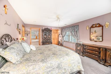 48 Sand Pond Road Hardyston NJ 07419