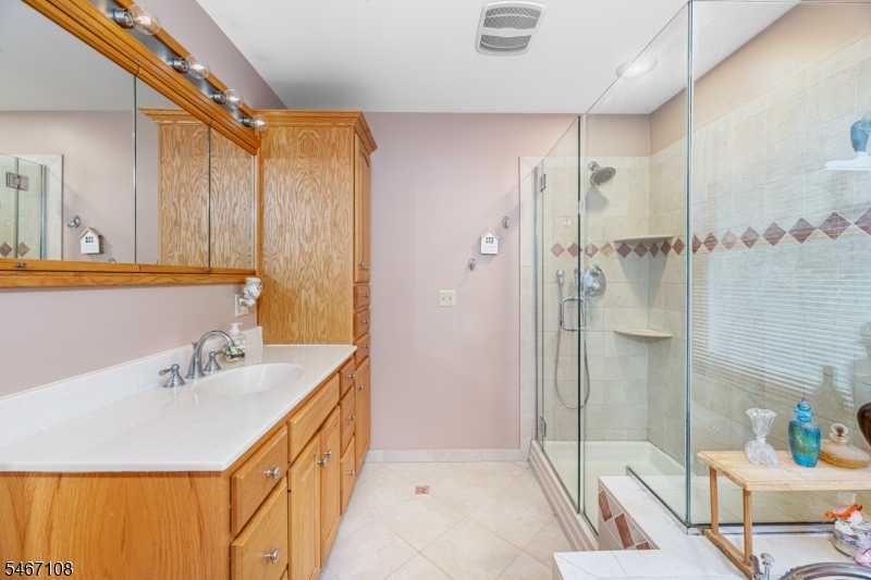 48 Sand Pond Road Hardyston NJ 07419