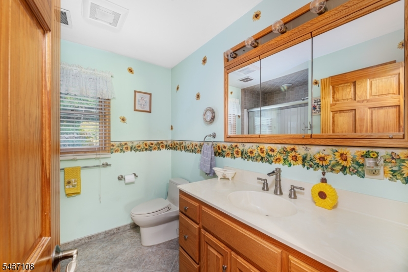 48 Sand Pond Road Hardyston NJ 07419