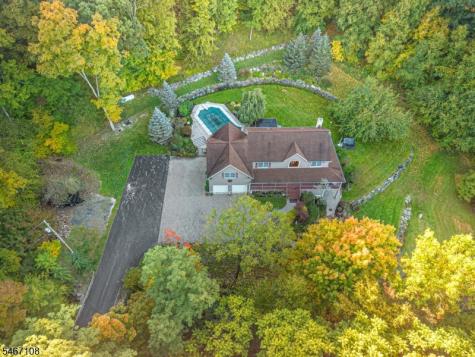 48 Sand Pond Road Hardyston NJ 07419