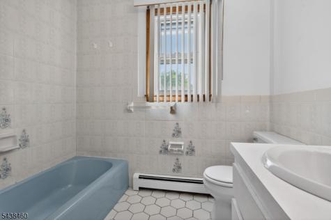 30 Frandsen Avenue South River NJ 08882