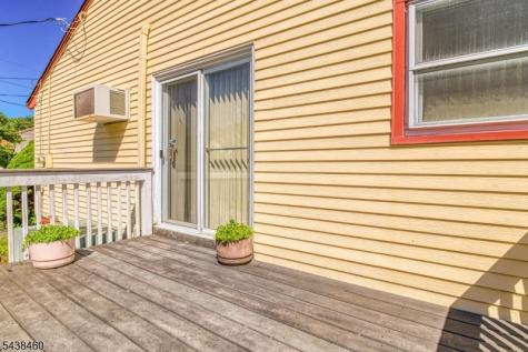 30 Frandsen Avenue South River NJ 08882