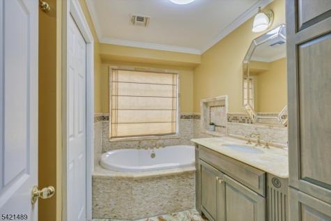 9 Colburn Road East Brunswick NJ 08816