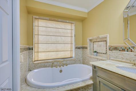 9 Colburn Road East Brunswick NJ 08816