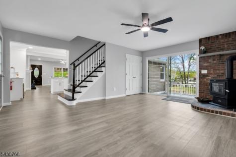 385 Maxim Drive Hopatcong NJ 07843
