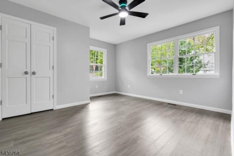 385 Maxim Drive Hopatcong NJ 07843