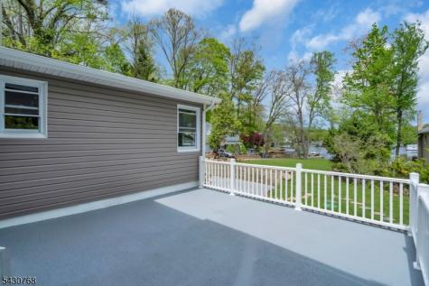 385 Maxim Drive Hopatcong NJ 07843