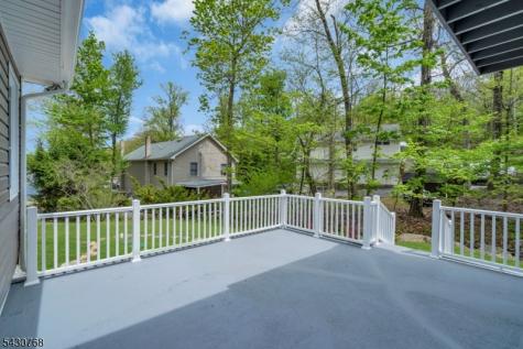 385 Maxim Drive Hopatcong NJ 07843
