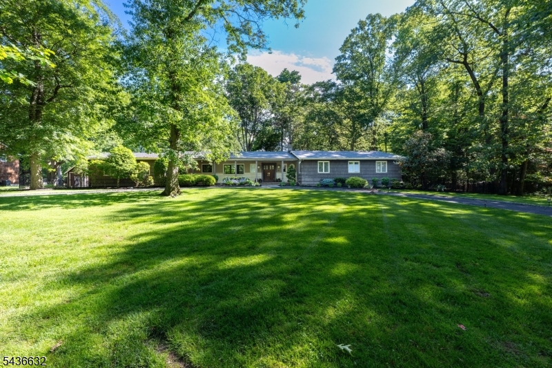 15 Heritage Lane Scotch Plains NJ 07076