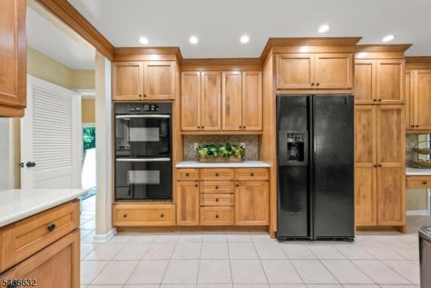 15 Heritage Lane Scotch Plains NJ 07076