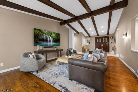 15 Heritage Lane Scotch Plains NJ 07076