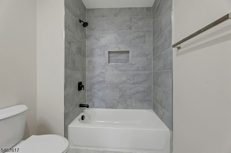 239 Ellery Avenue Newark NJ 07106