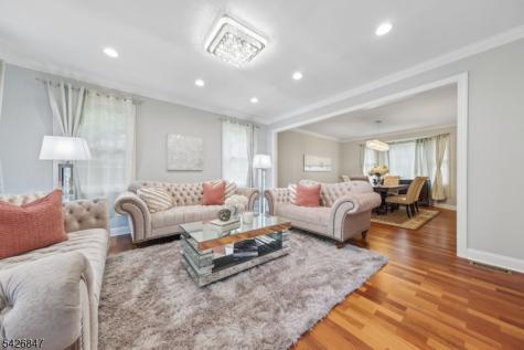 21 Winding Way West Orange NJ 07052