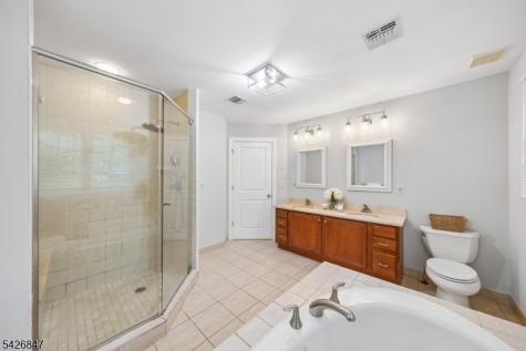 21 Winding Way West Orange NJ 07052