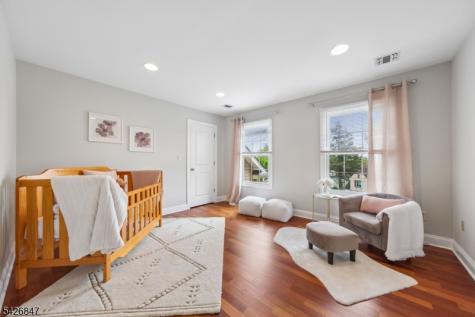 21 Winding Way West Orange NJ 07052
